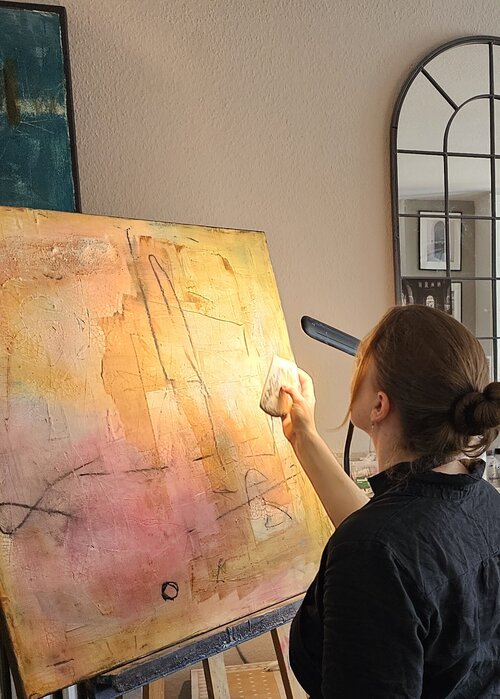 Julia Analena Hollmann