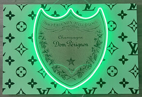 【ssx】Dom Pérignon LEDシールドライト ssx】Dom Pérignon LEDシールドライト Excited to share our latest