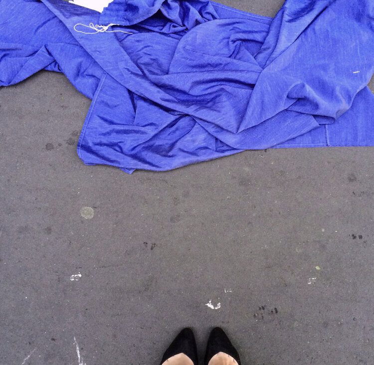 Paris / poétique du trottoir / drapé, draperie Laetitia Guillet