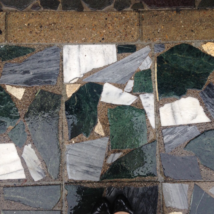 Nara / poétique du trottoir / drapé, draperie Laetitia Guillet