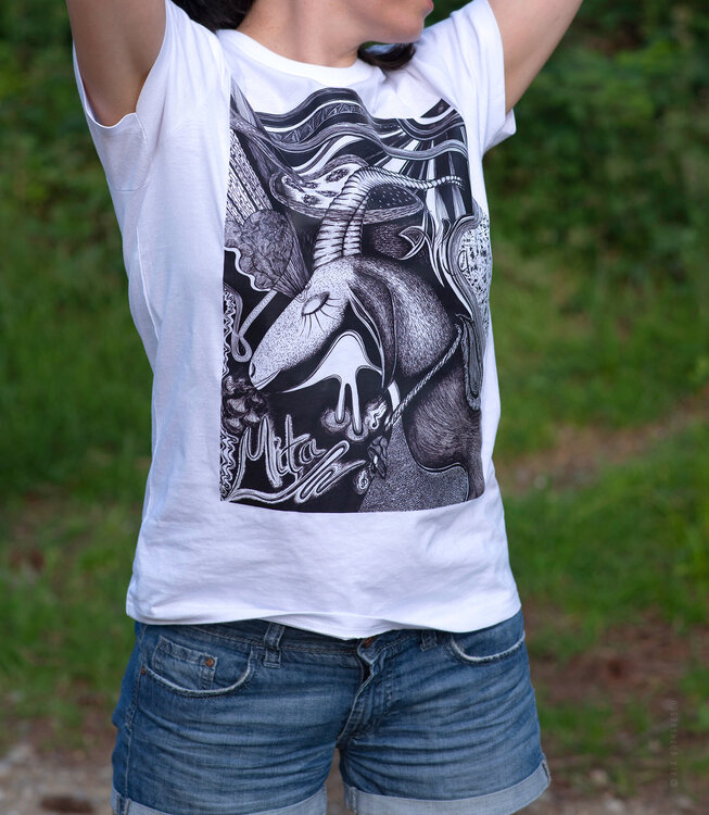 White T-shirt with goat Ala Botnarescu