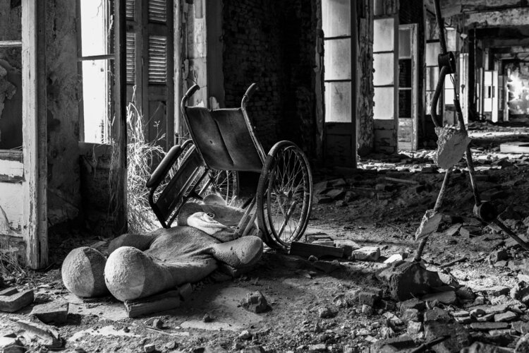 Abandonment Christos Aggelidis