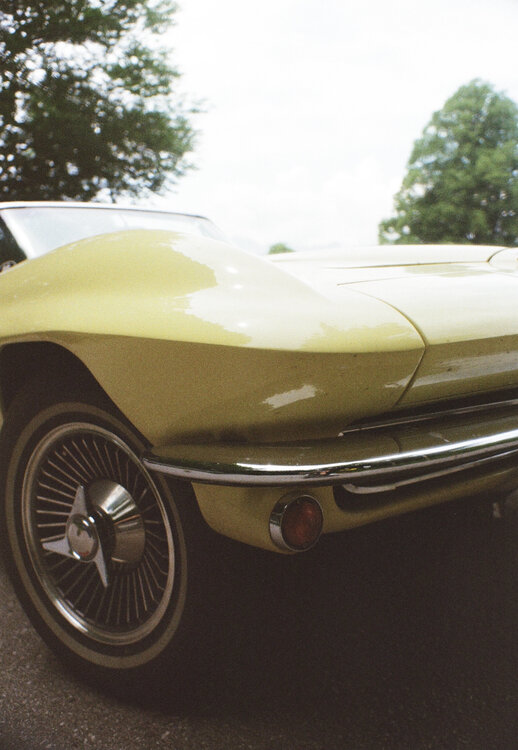 Sweet corvette. Léo J