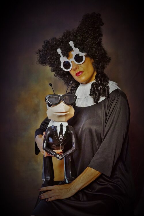 Gaudi .C - Karl Lagerfeld is Back, Gaudi-c