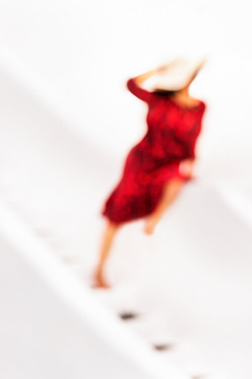 Red souvenir 02- Santorini.  tirage 20x30 bruno houdayer