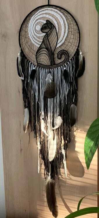 Dream Catcher, sitting black cat, guardian of night and dreams, hand sewn lace Lucie Kuchařová