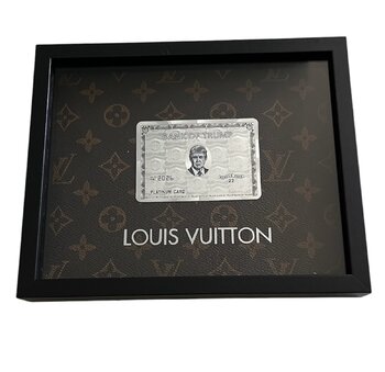 A billionaire's bank card Emilie Tissot