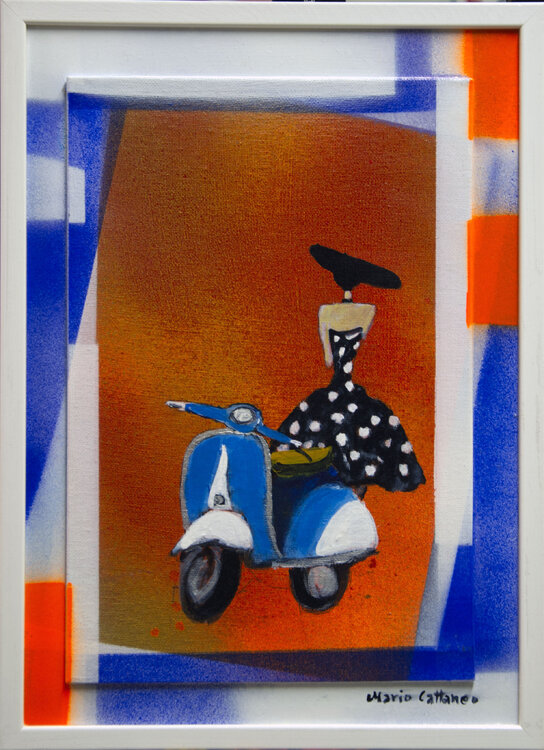 Vespa blu sfondo arancione Mario Cattaneo