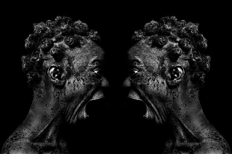 NOIR FONCÉ 29 Grégory Gaydu