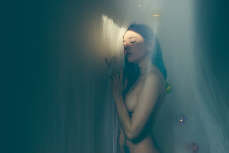 L'Heure Bleue Margaux Pastor